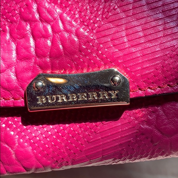 Burberry Porter Wallet in Vibrant Fuchsia - Picture 2 of 7